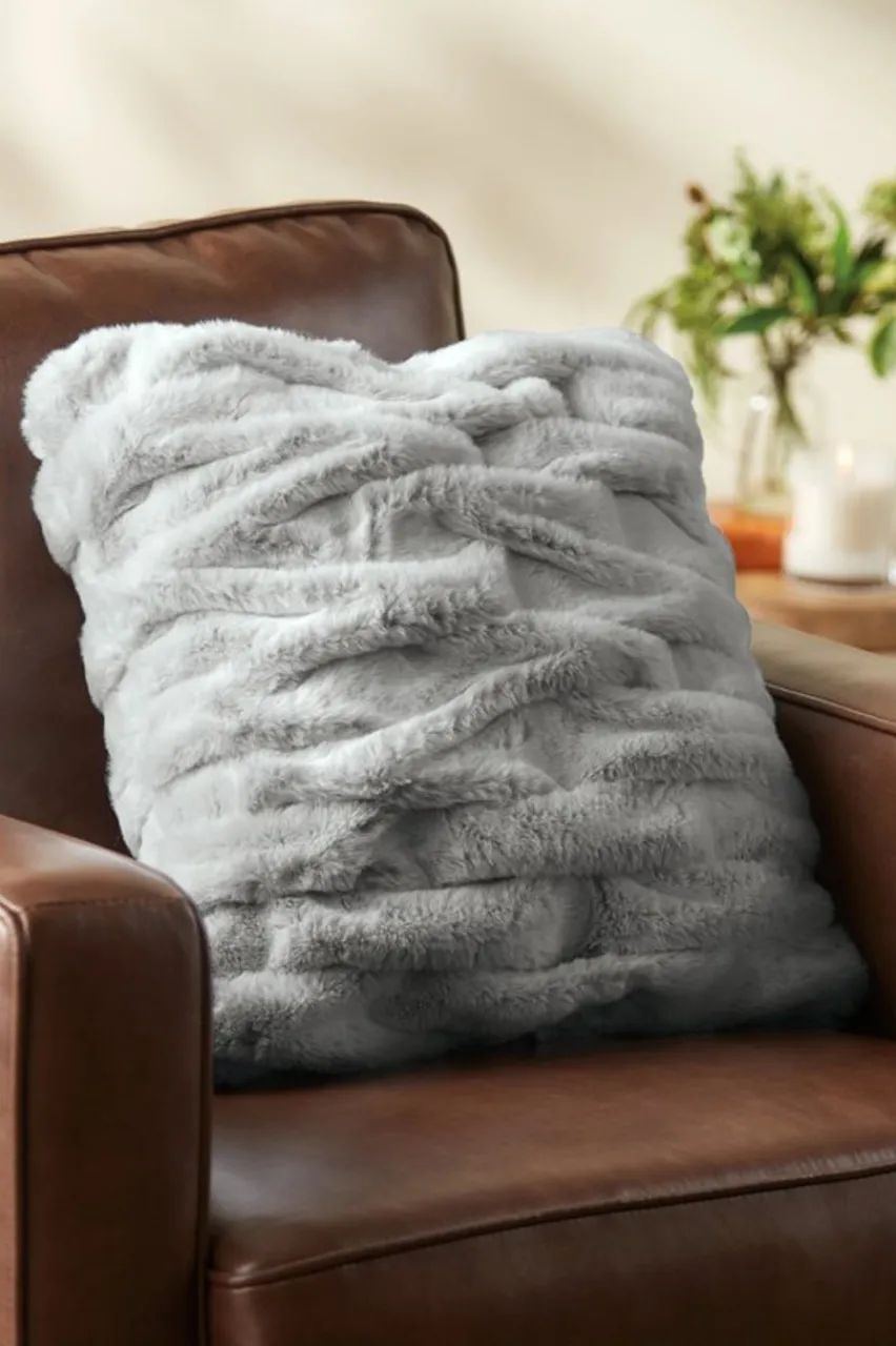 Soft Surroundings La Parisienne Faux Fur Pillow- Bedding|Bedding Essentials
