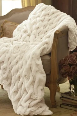 Soft Surroundings La Parisienne Faux Fur Throw- Bedding|Bedding Essentials